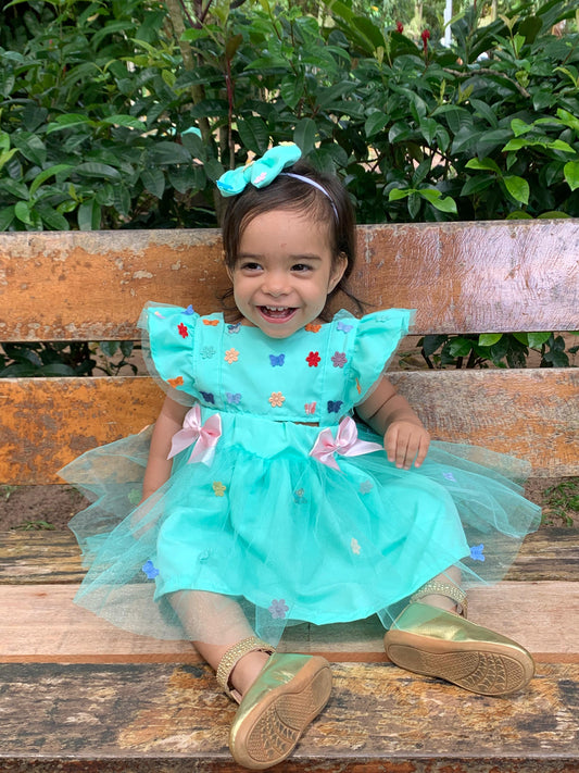 Vestido Temático de Tule Borboletas e Jardim - Menina