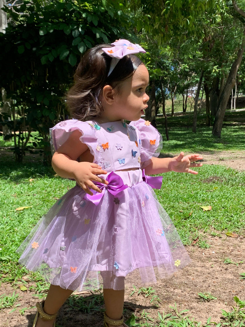 Vestido Temático de Tule Borboletas e Jardim - Menina