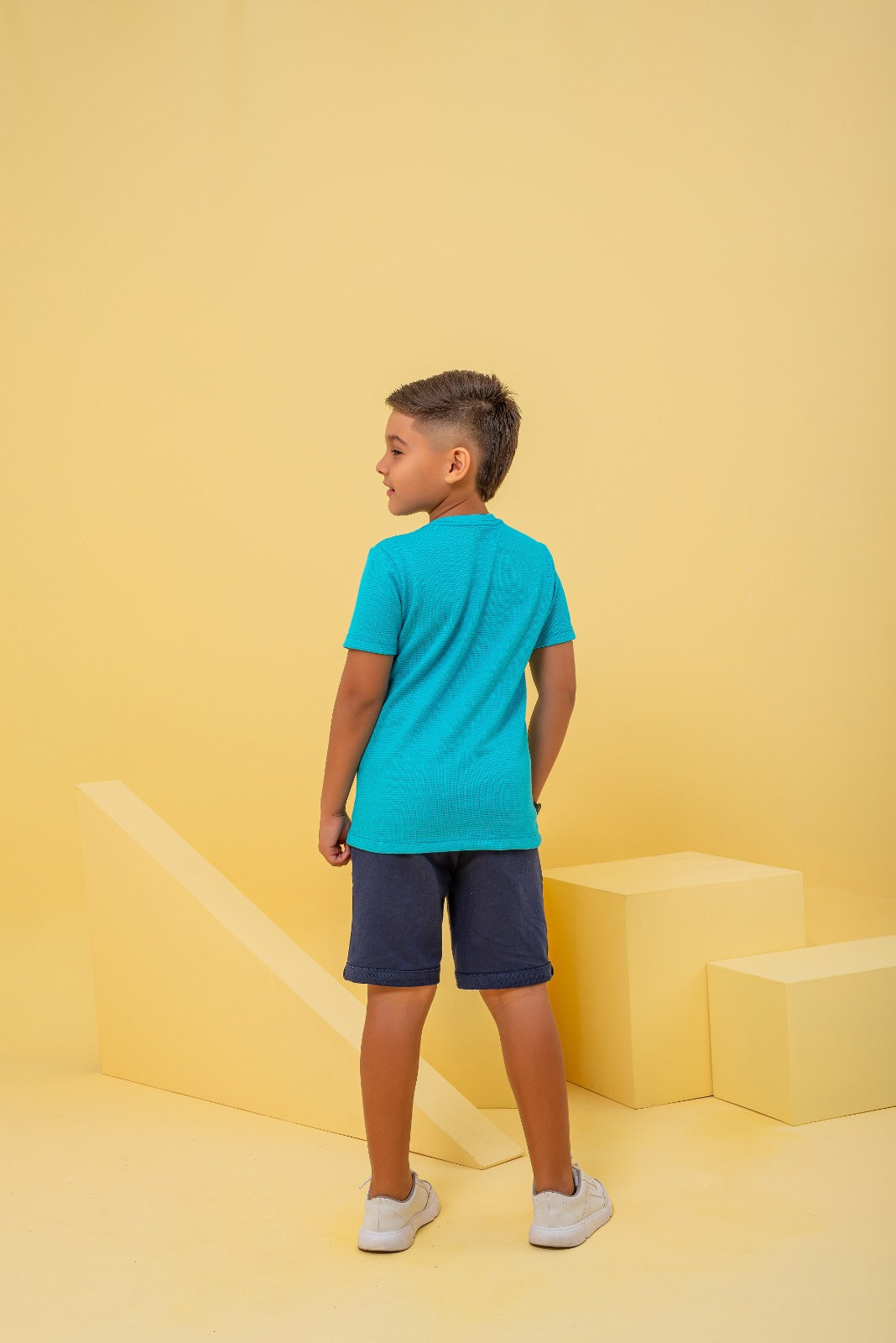 NOVO Conjunto Casual de Camisa e Bermuda - Menino