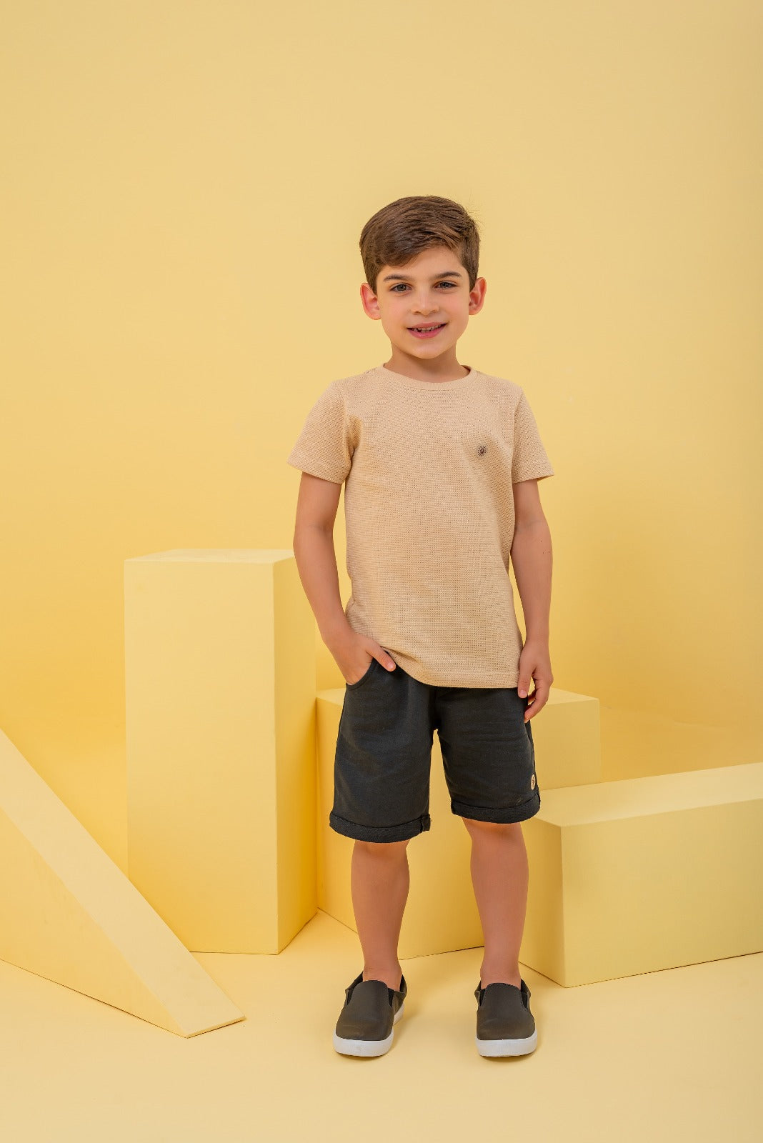 NOVO Conjunto Casual de Camisa e Bermuda - Menino
